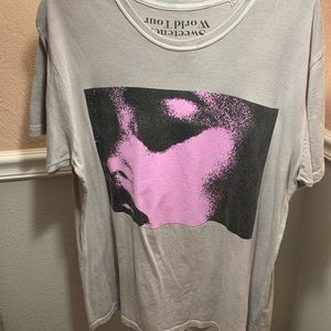 Ariana Grande Heat reactive T-shirt